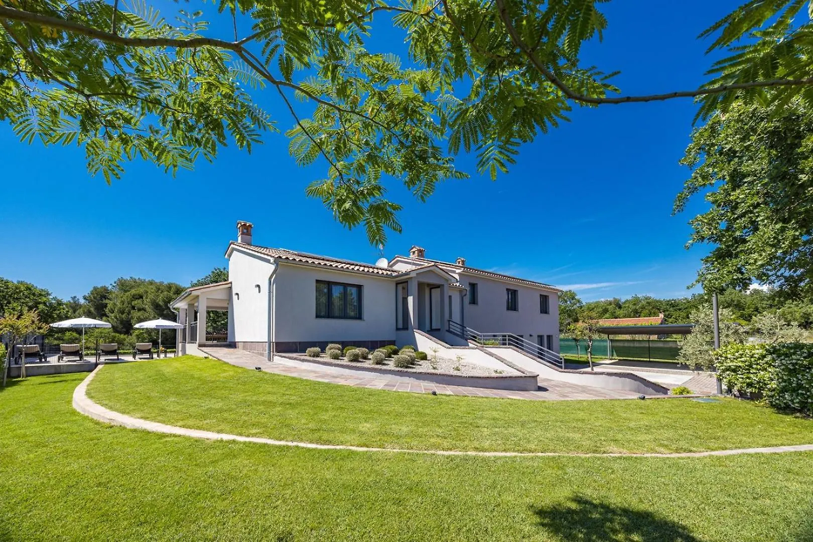 Villa Monte Uliveto Pula 0*,  Croatia